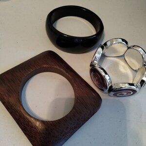 Lot #2 Bangle vintage